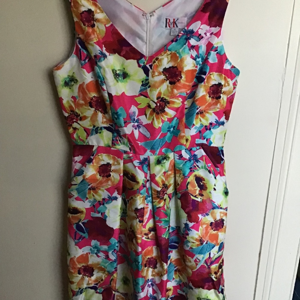 Sleeveless Dress Floral Print Bright Colors Size 10